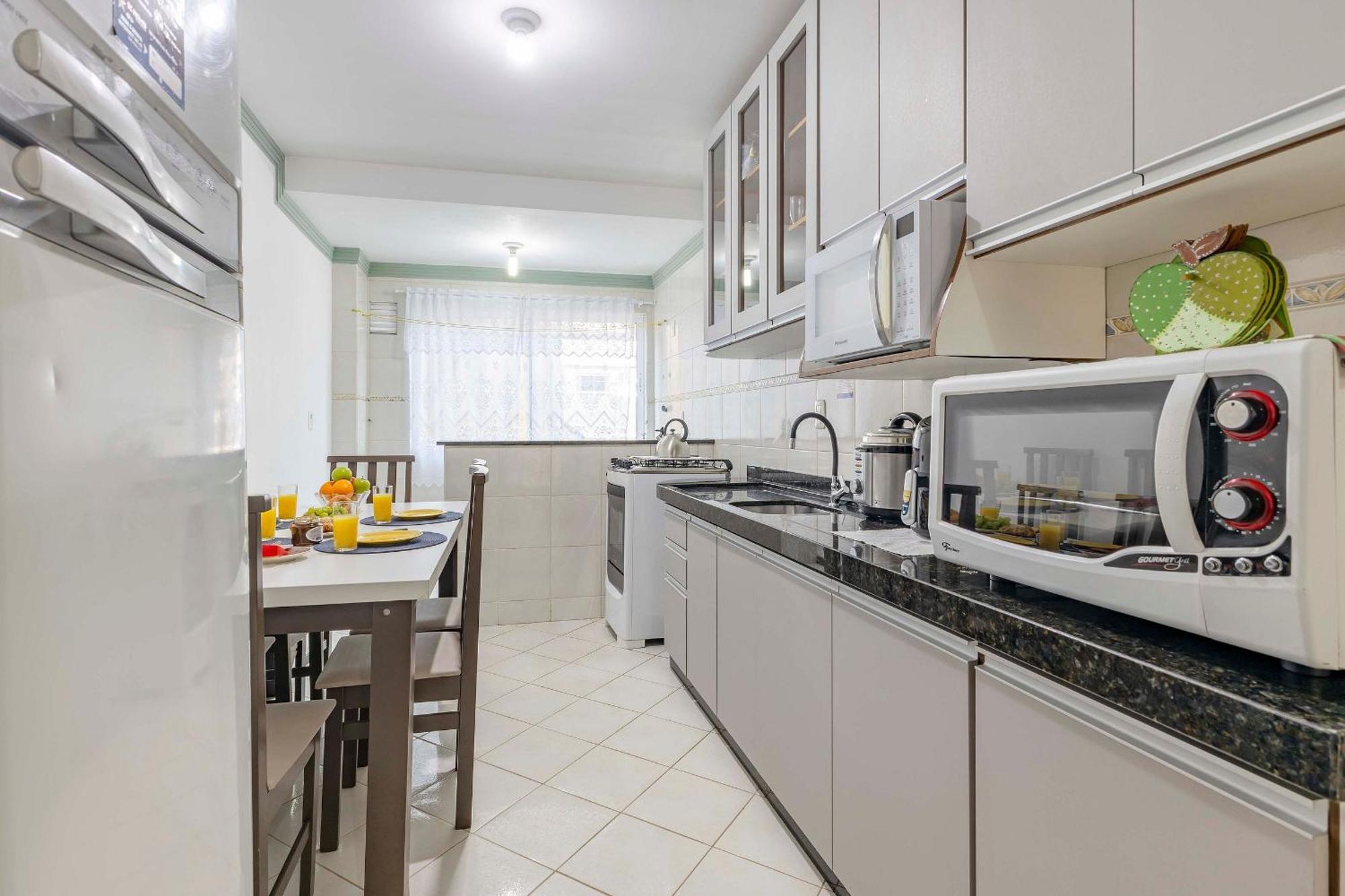 Apartamento A Poucos Passos Da Praia Da Conceicao Bombinhas Bagian luar foto
